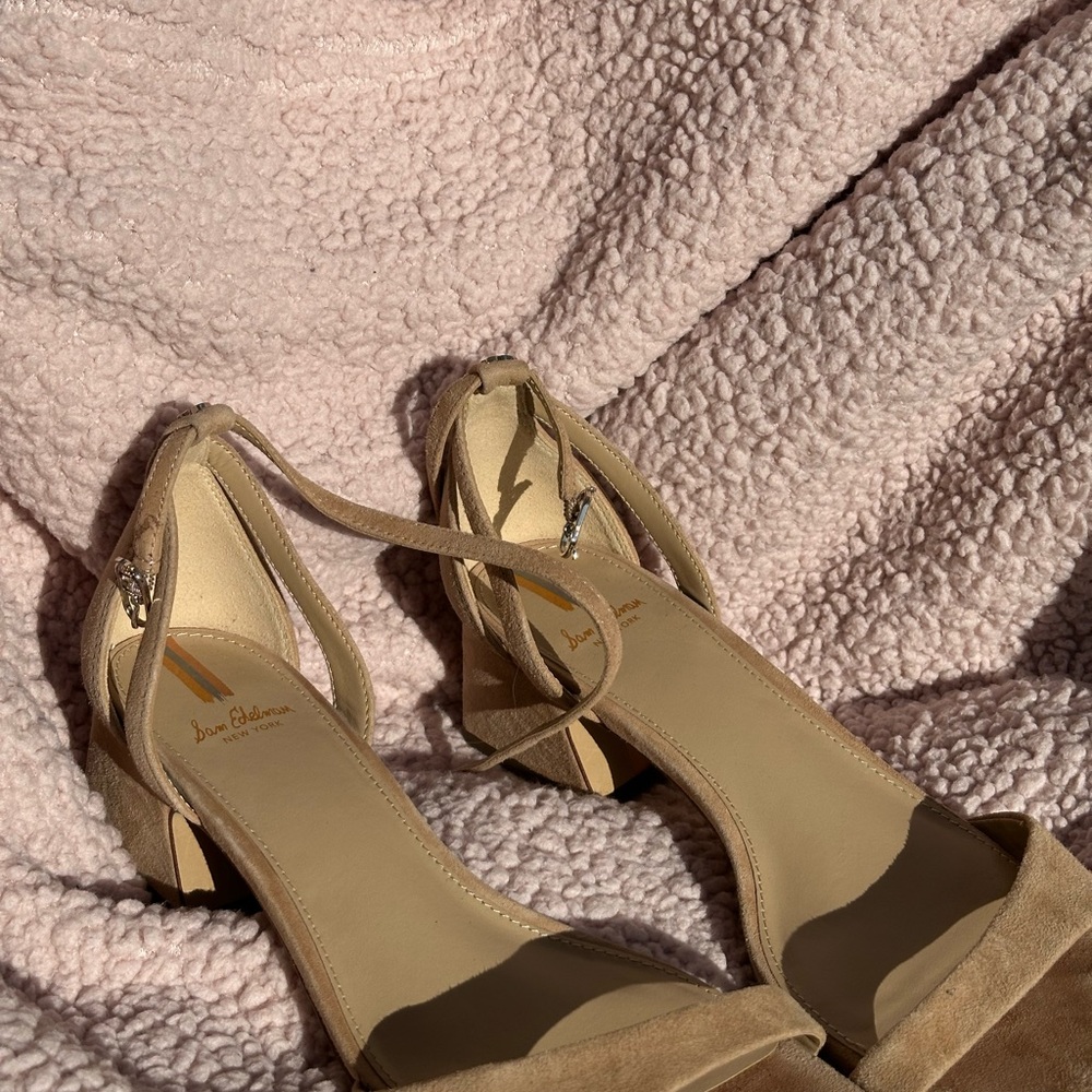 Sam Edelman Beige Suede Heels